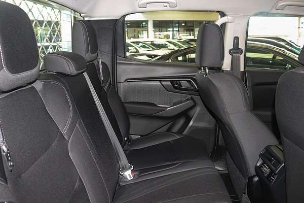 2022 Isuzu D-MAX SX High Ride Rear Wheel Drive