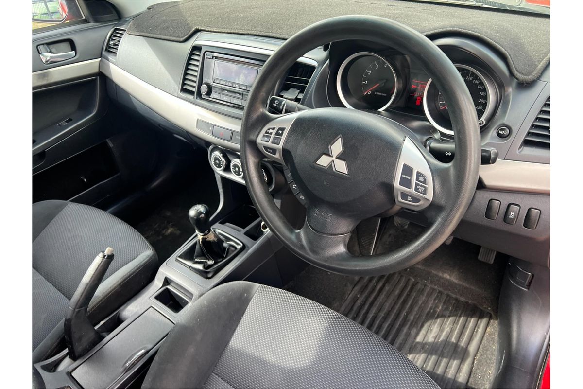 2014 Mitsubishi Lancer ES Sport CJ