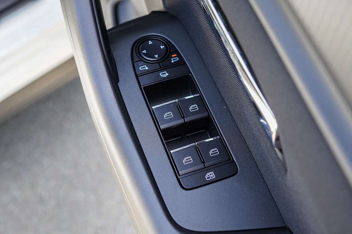 2025 Mazda CX-60 G25 Pure KH Series