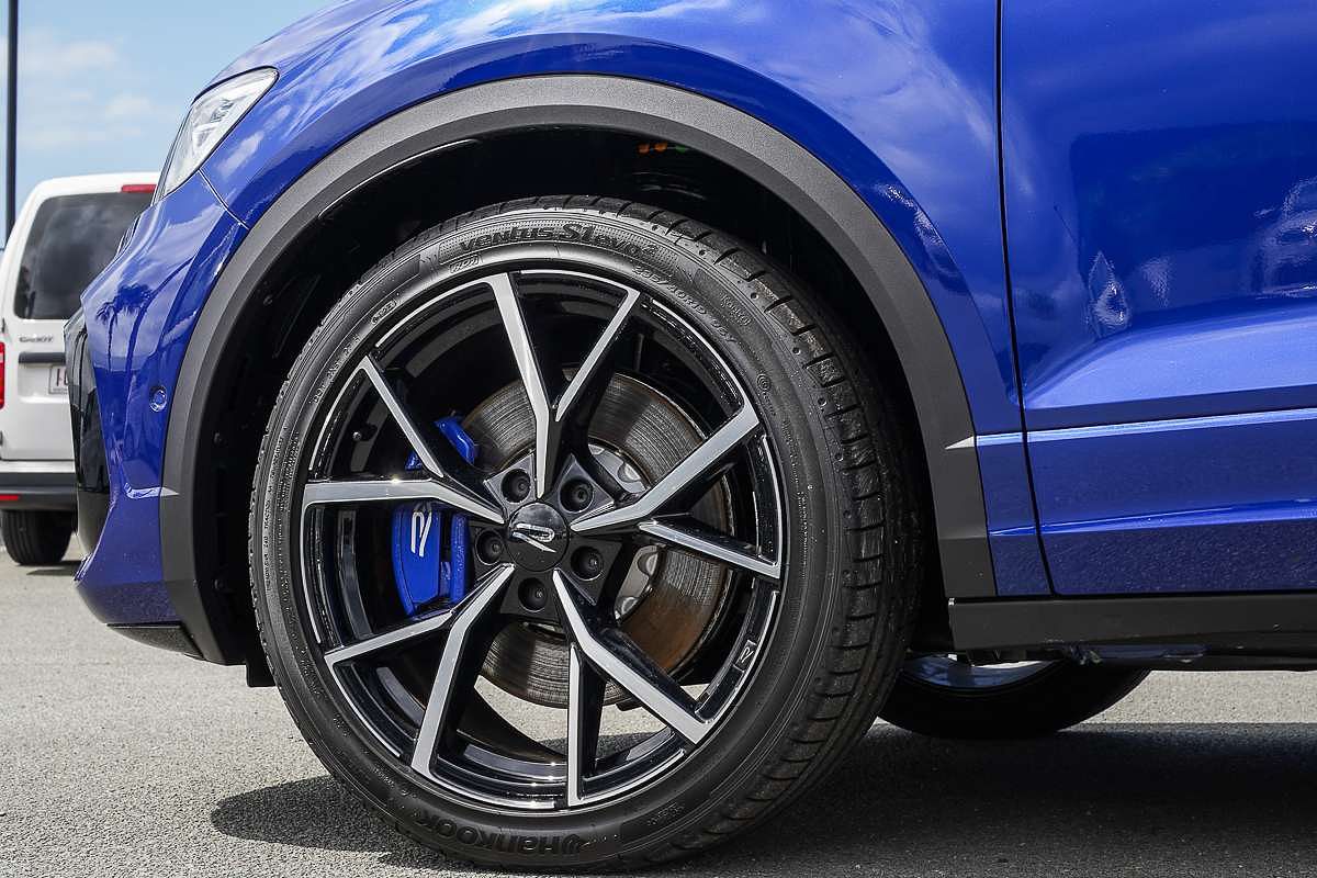 2025 Volkswagen T-Roc R D11