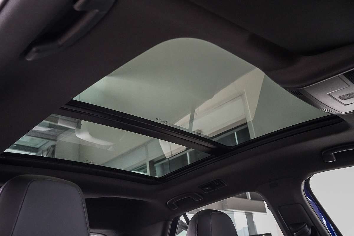 2025 Volkswagen T-Roc R D11