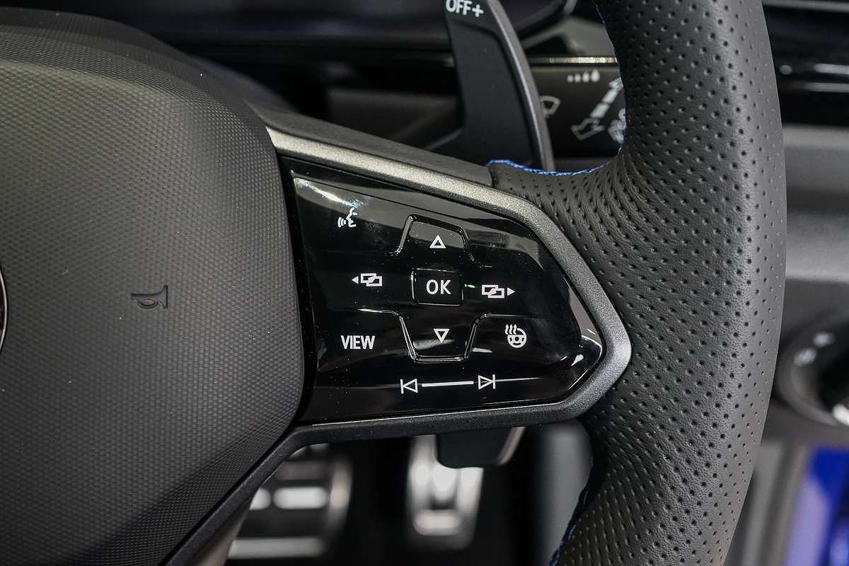 2025 Volkswagen T-Roc R D11