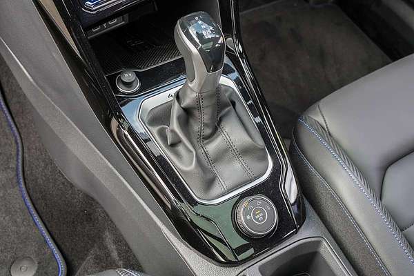 2025 Volkswagen T-Roc R D11