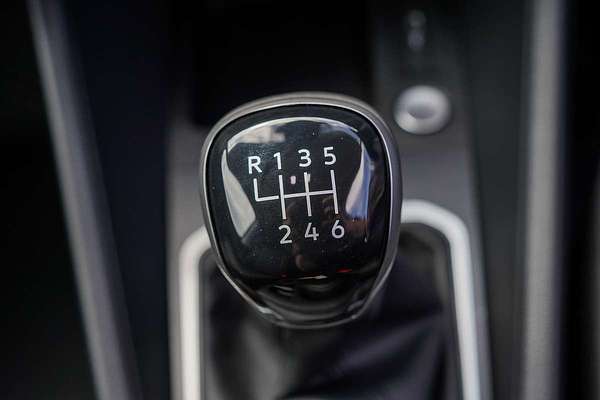 2025 Volkswagen Caddy TSI220 5 LWB