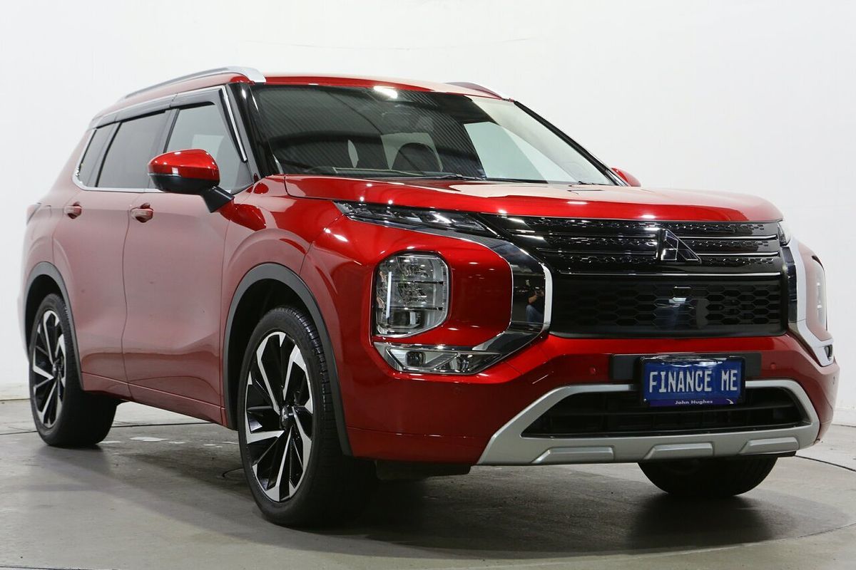 2024 Mitsubishi Outlander Exceed ZM