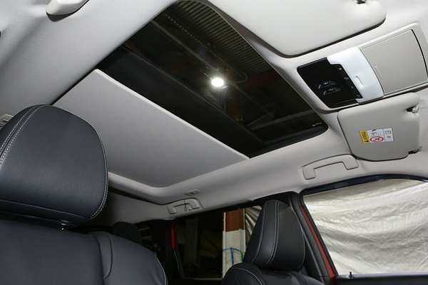 2024 Mitsubishi Outlander Exceed ZM