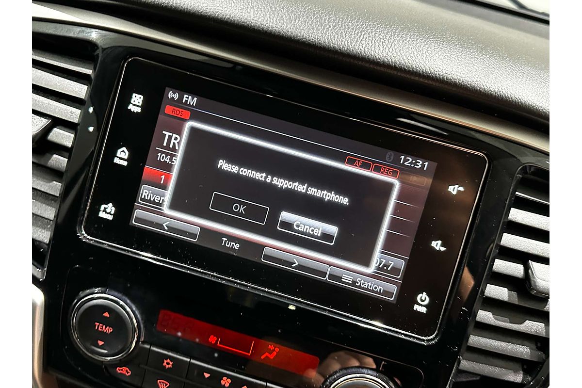 2019 Mitsubishi Triton GLS MR 4X4