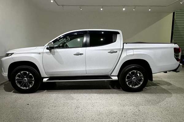 2021 Mitsubishi Triton GLX-R MR 4X4