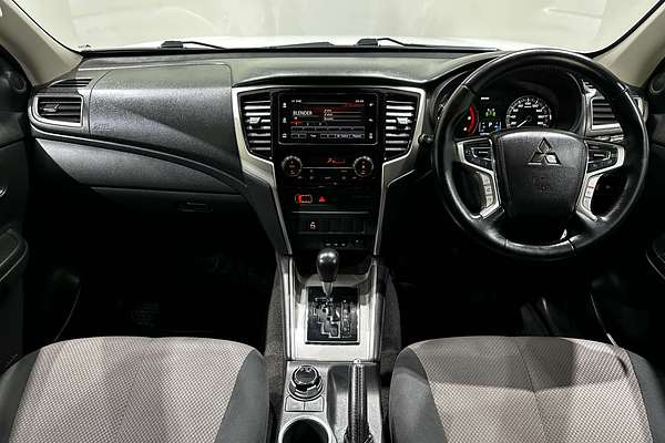2021 Mitsubishi Triton GLX-R MR 4X4