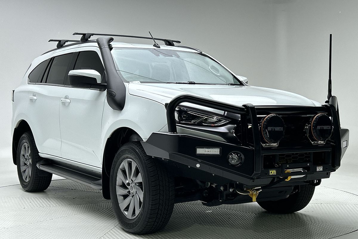 2022 Isuzu MU-X LS-U
