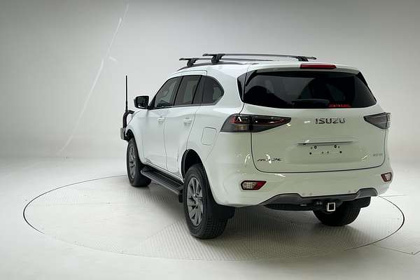 2022 Isuzu MU-X LS-U