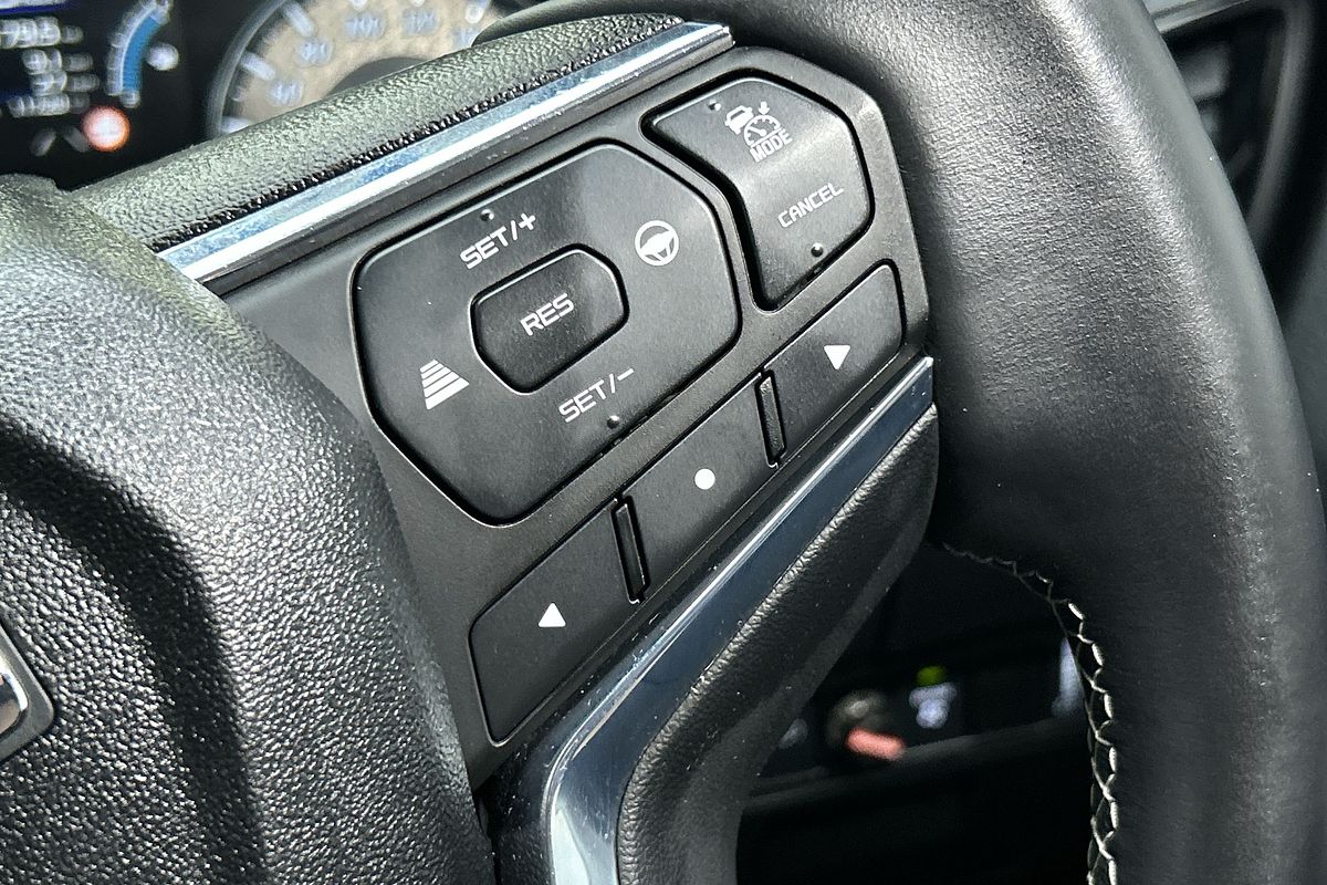 2022 Isuzu MU-X LS-U