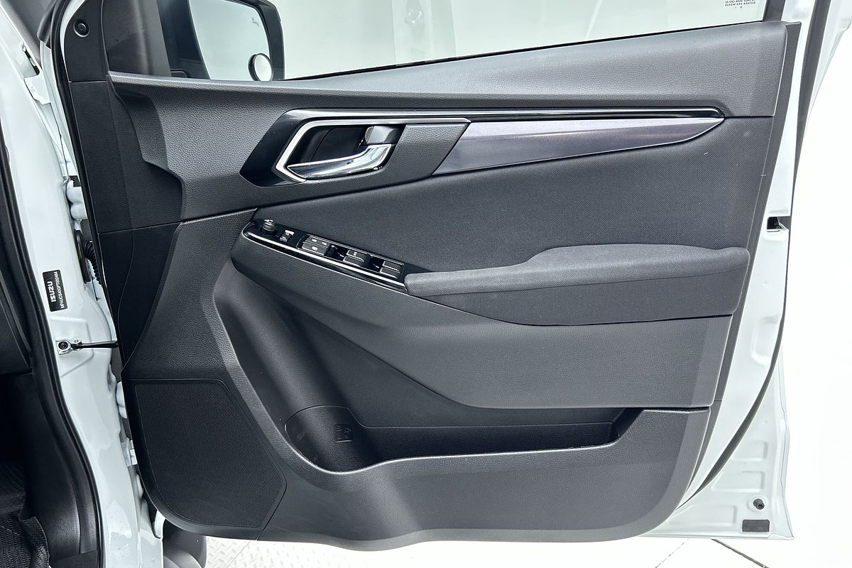 2022 Isuzu MU-X LS-U