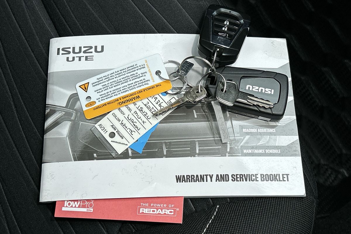 2022 Isuzu MU-X LS-U