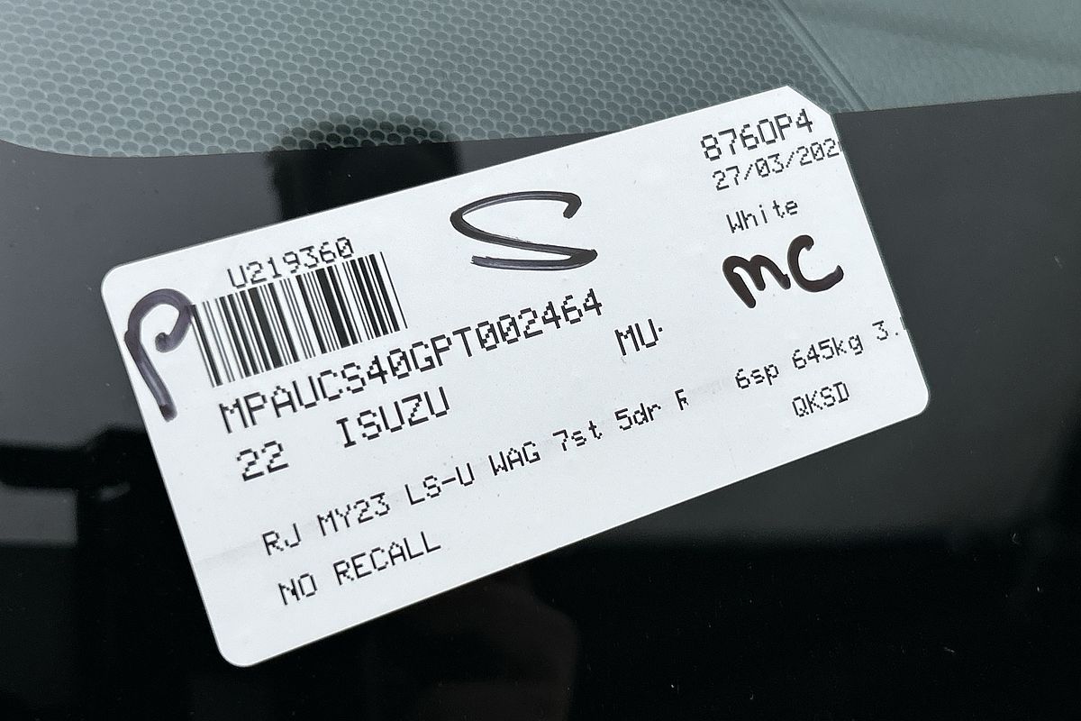2022 Isuzu MU-X LS-U