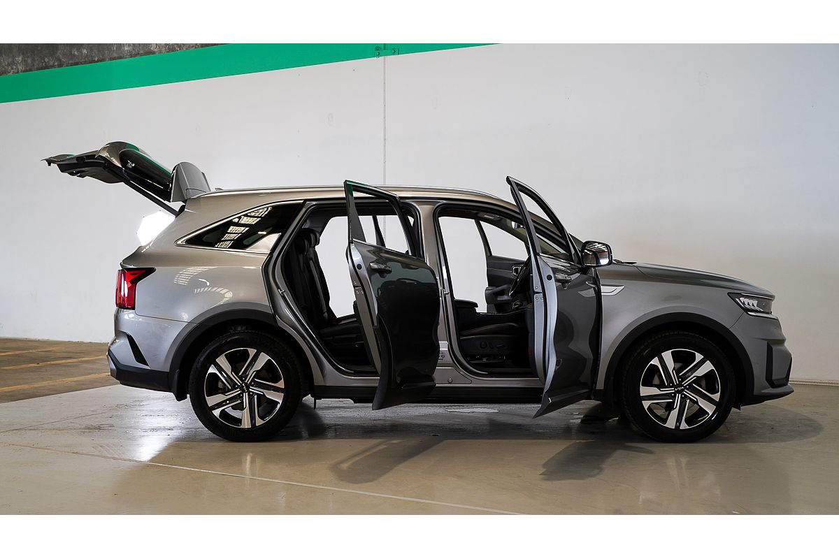 2023 Kia Sorento Sport+ MQ4