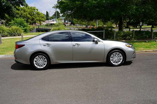 2016 Lexus ES Luxury GSV60R MY16