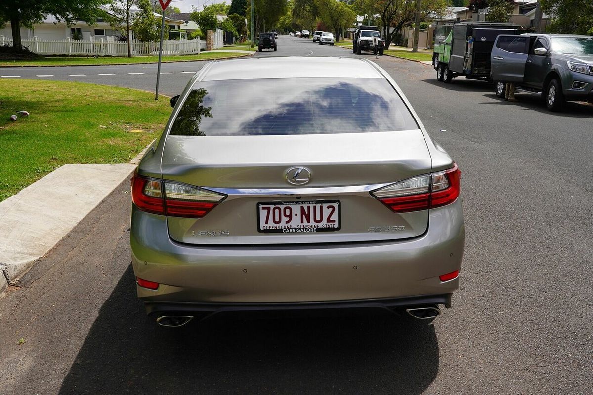 2016 Lexus ES Luxury GSV60R MY16
