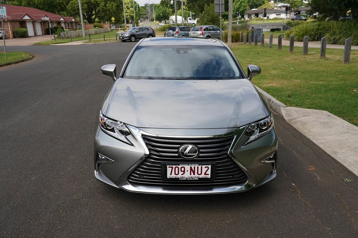 2016 Lexus ES Luxury GSV60R MY16