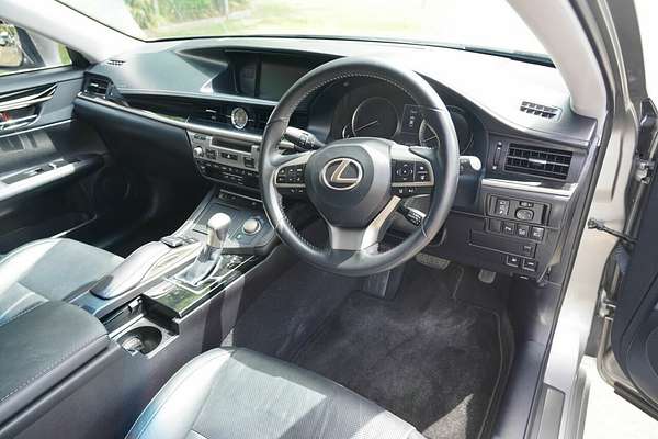 2016 Lexus ES Luxury GSV60R MY16