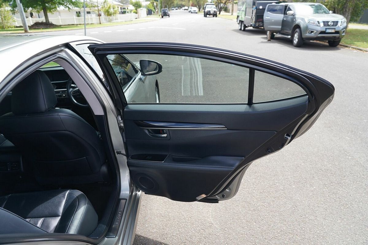 2016 Lexus ES Luxury GSV60R MY16