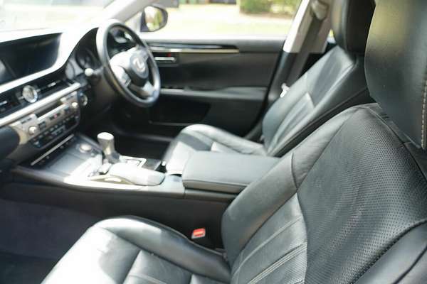 2016 Lexus ES Luxury GSV60R MY16