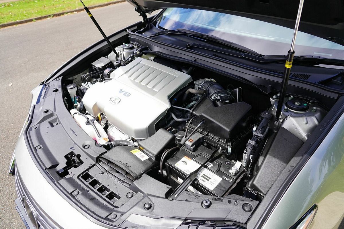 2016 Lexus ES Luxury GSV60R MY16