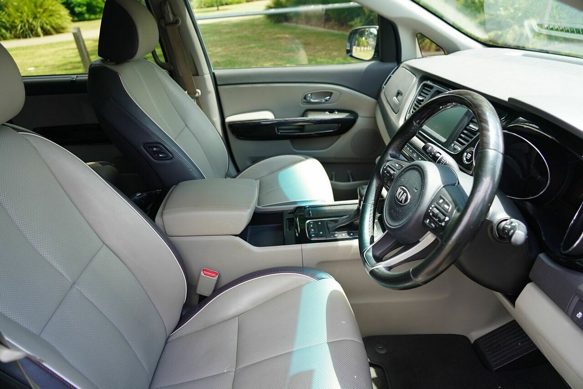 2018 Kia Carnival Platinum YP