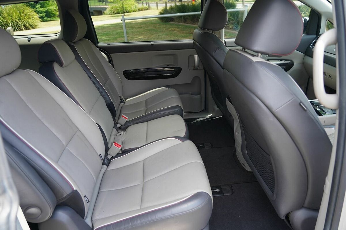 2018 Kia Carnival Platinum YP