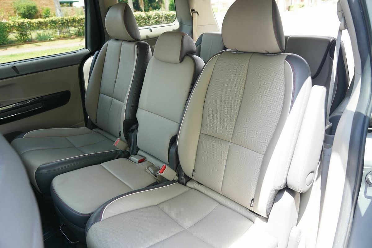 2018 Kia Carnival Platinum YP