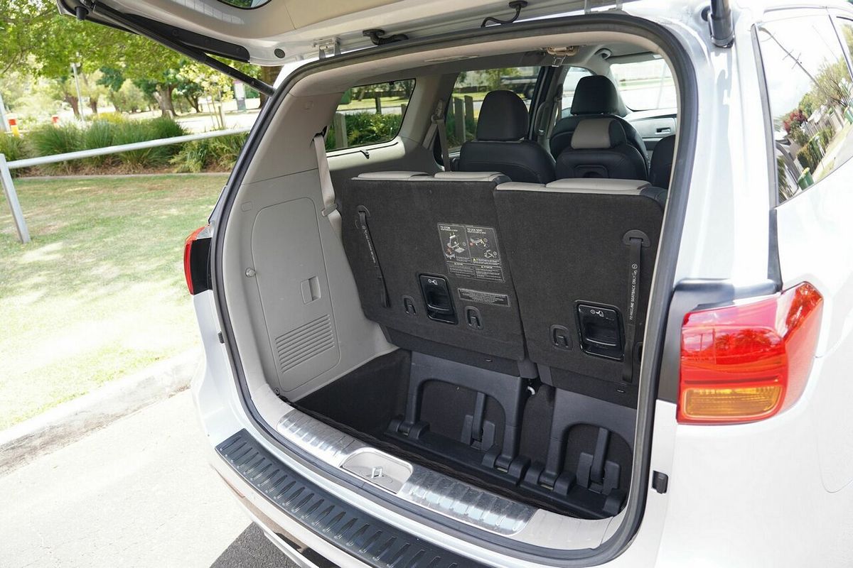 2018 Kia Carnival Platinum YP