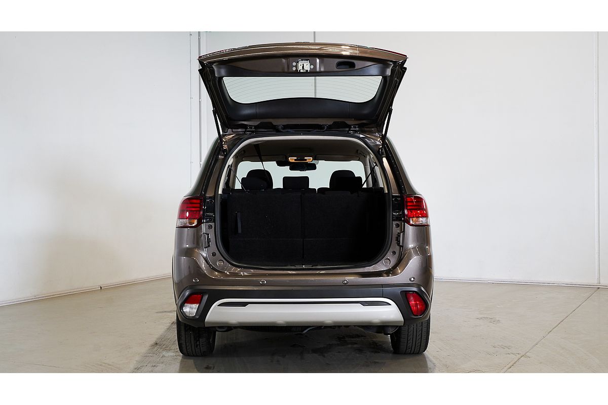 2021 Mitsubishi Outlander ES ZL