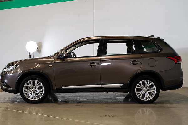 2021 Mitsubishi Outlander ES ZL