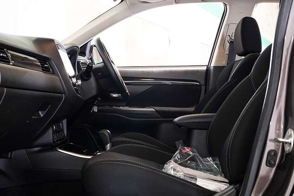 2021 Mitsubishi Outlander ES ZL