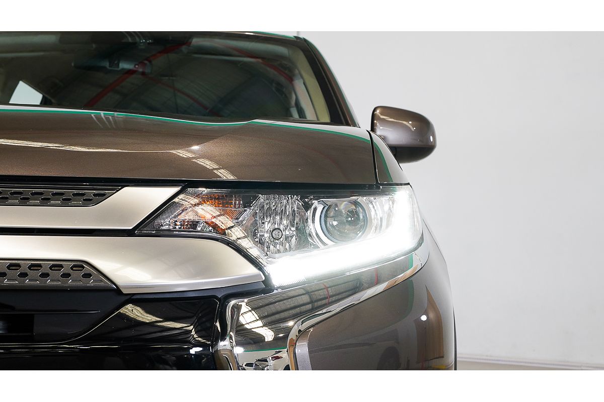 2021 Mitsubishi Outlander ES ZL