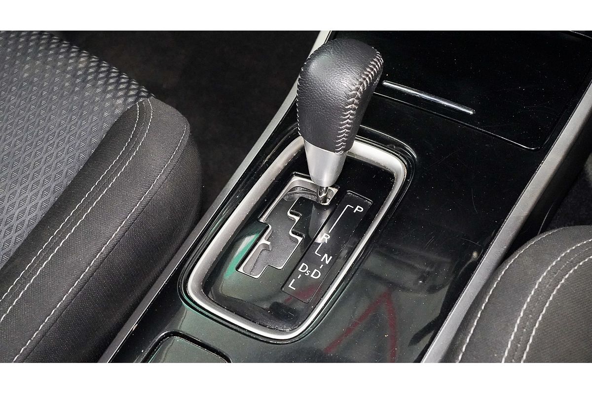 2021 Mitsubishi Outlander ES ZL