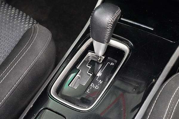 2021 Mitsubishi Outlander ES ZL