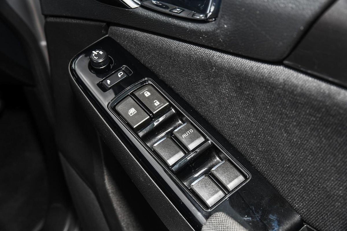 2022 Isuzu MU-X LS-U