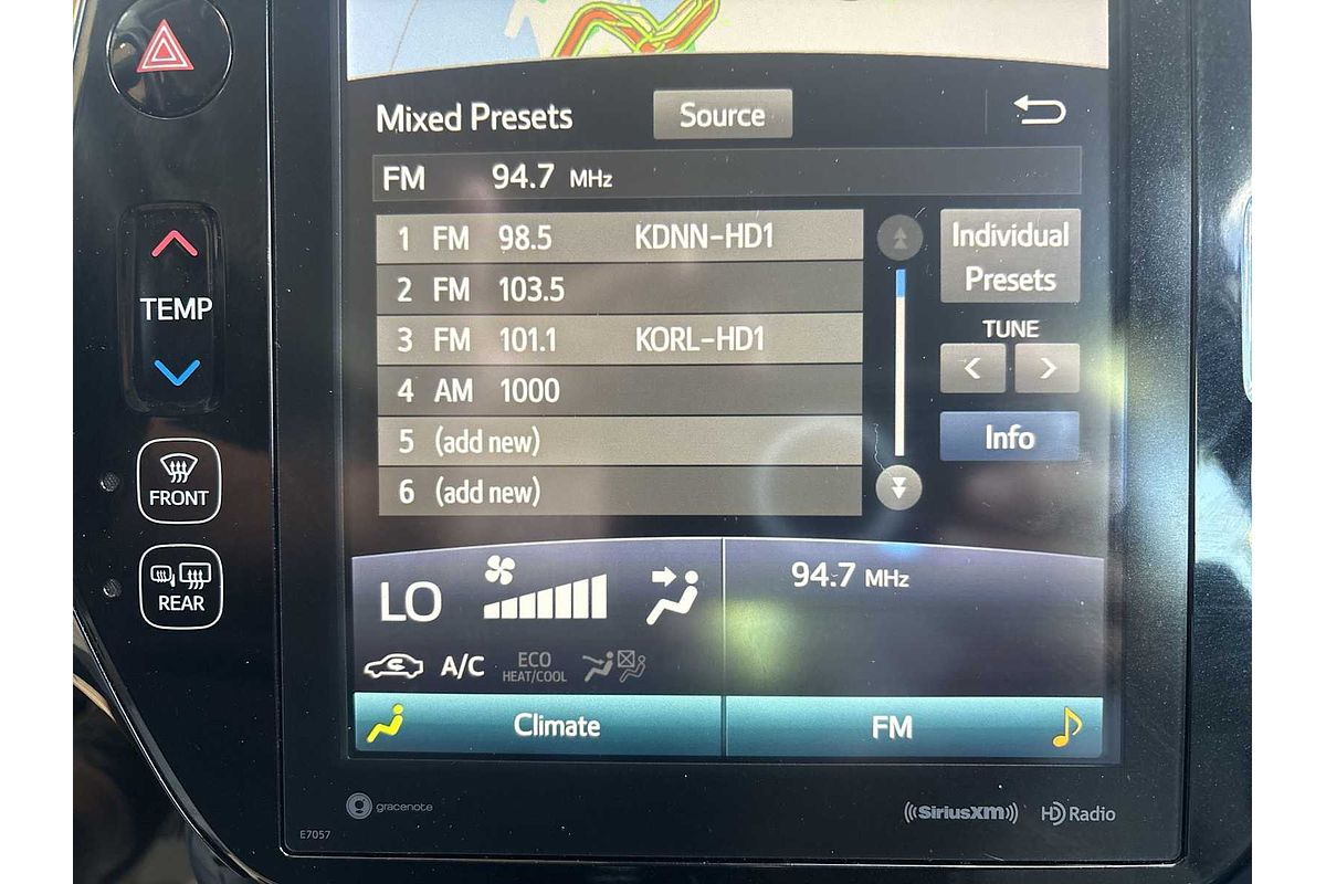 2022 Toyota Prius XLE