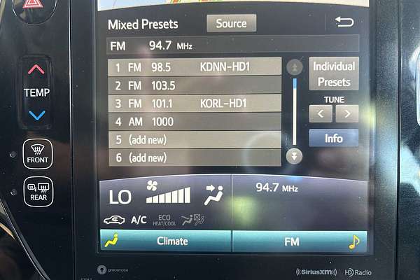 2022 Toyota Prius XLE