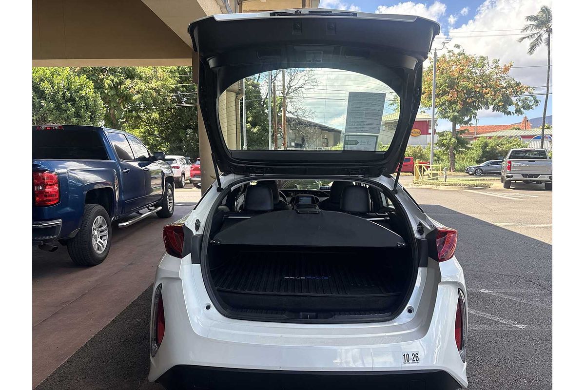2022 Toyota Prius XLE