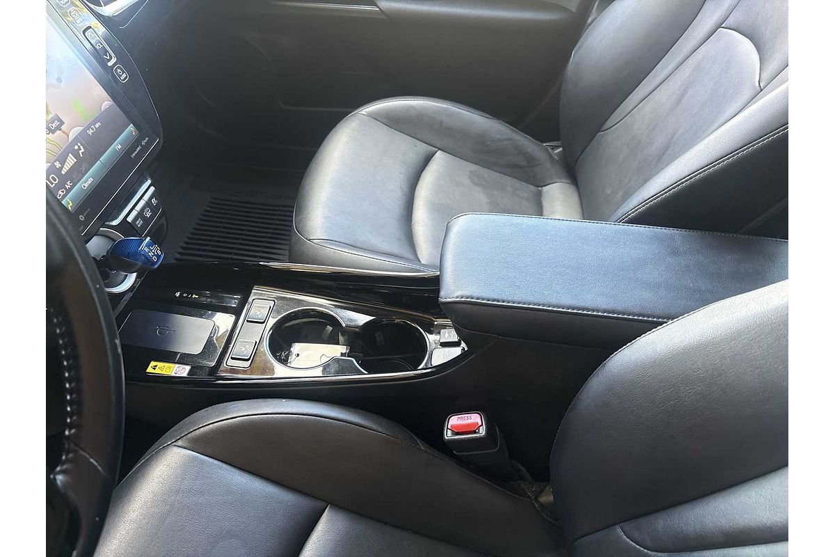 2022 Toyota Prius XLE