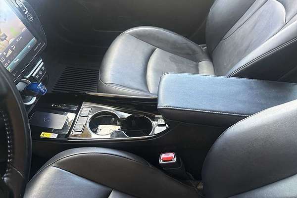 2022 Toyota Prius XLE
