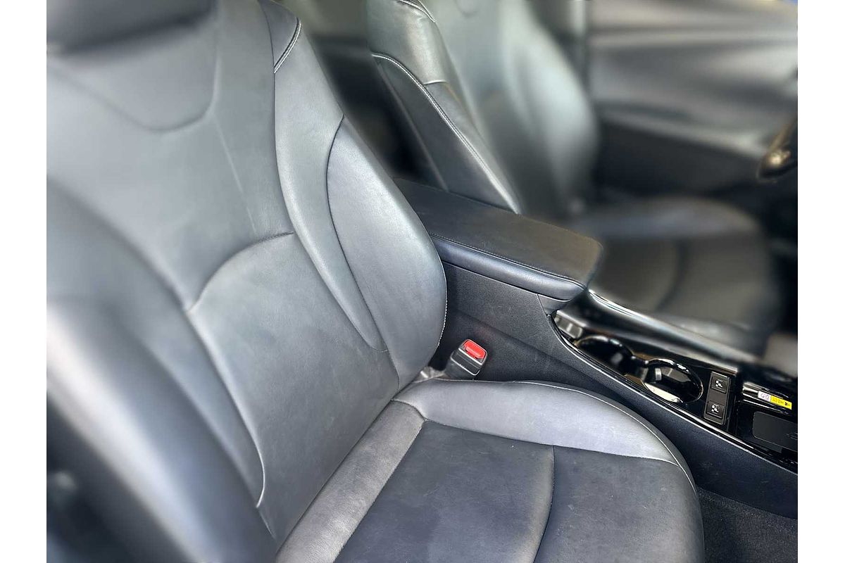 2022 Toyota Prius XLE