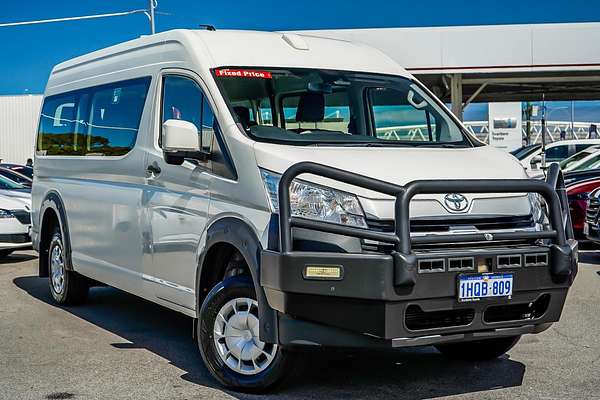 2022 Toyota Hiace Commuter GDH322R ELWB High Roof