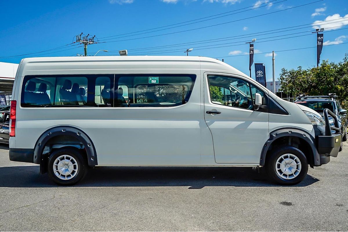2022 Toyota Hiace Commuter GDH322R ELWB High Roof