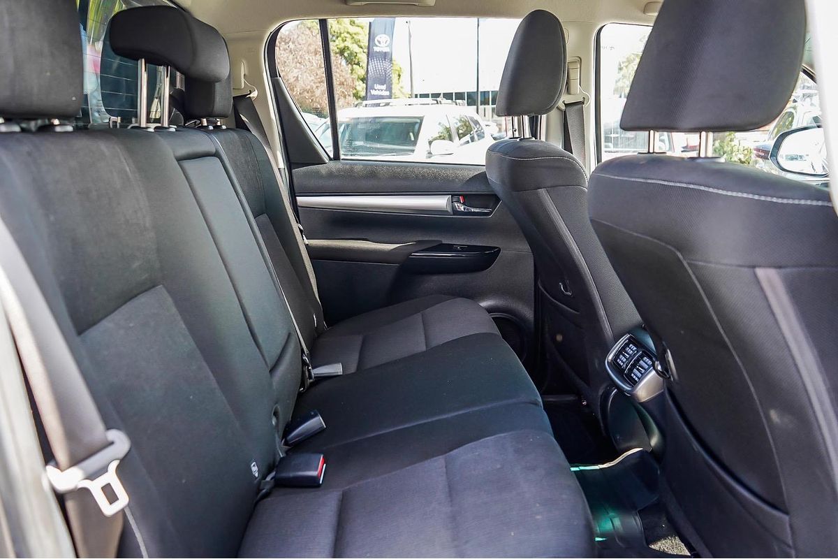 2021 Toyota Hilux SR5 GUN126R 4X4