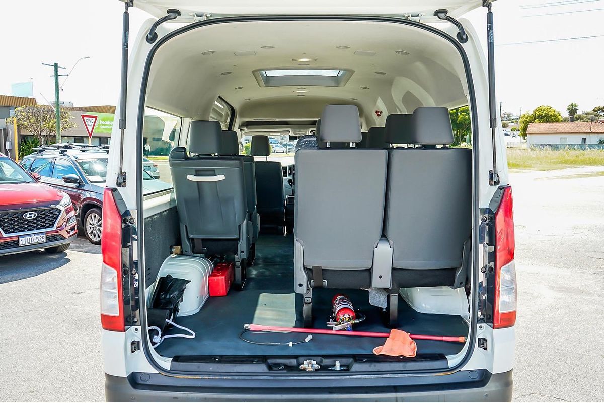 2022 Toyota Hiace Commuter GDH322R ELWB High Roof