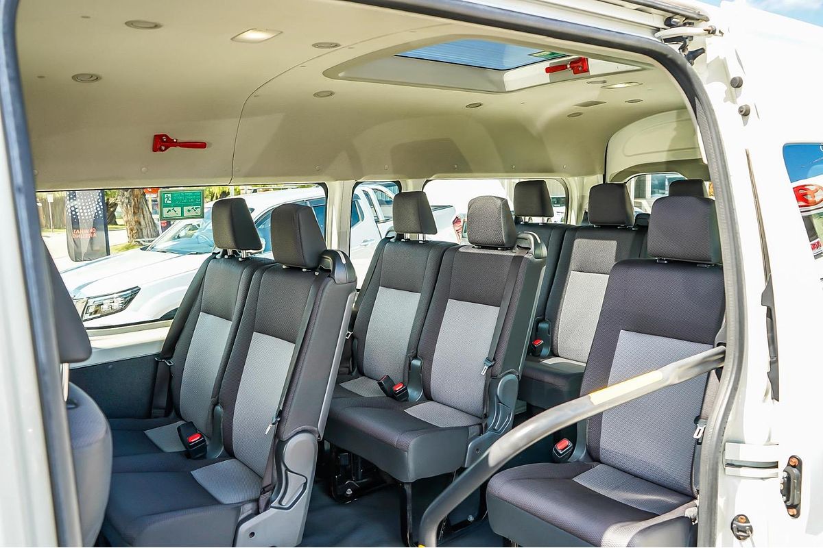 2022 Toyota Hiace Commuter GDH322R ELWB High Roof