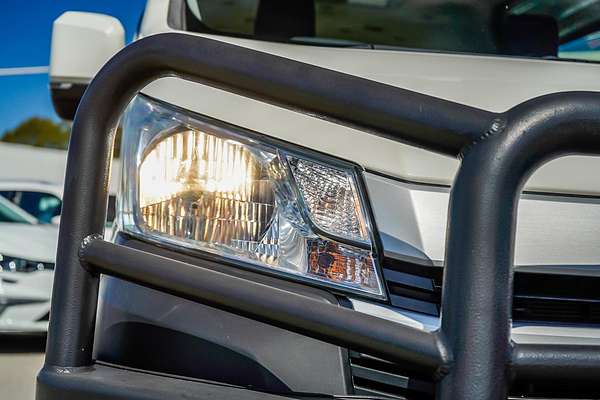 2022 Toyota Hiace Commuter GDH322R ELWB High Roof